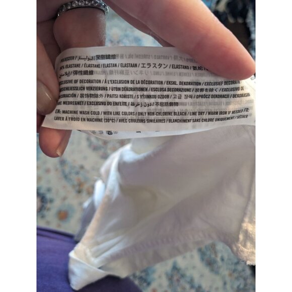 Abercrombie & Fitch White Linen and Cotton Blend Smocked Tie-Front Crop Top - XL - Picture 8 of 8